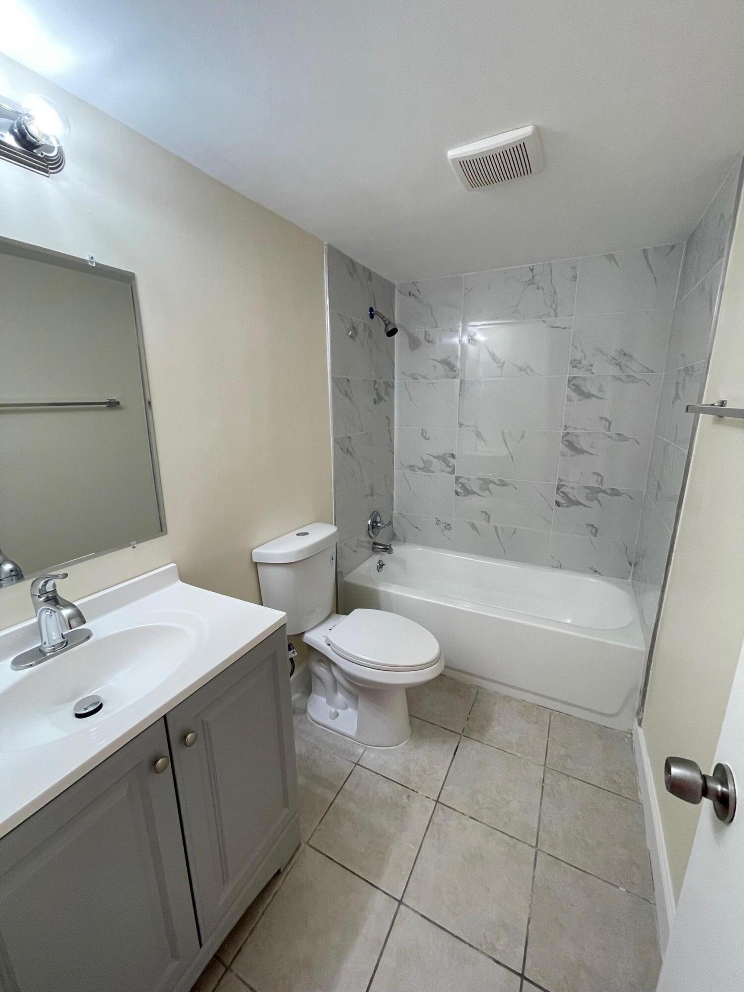 APARTMENTS AT TIMBERLAKE CONDO - Residential Lease