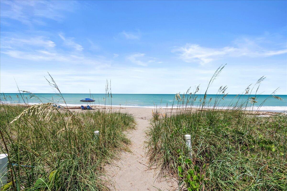 VENTURE OUT AT INDIAN RIV - Residential