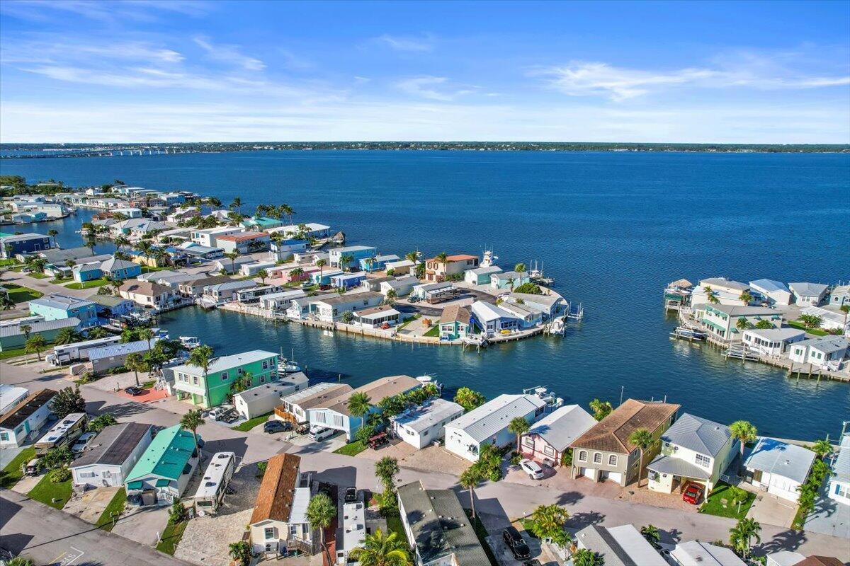 VENTURE OUT AT INDIAN RIV - Residential