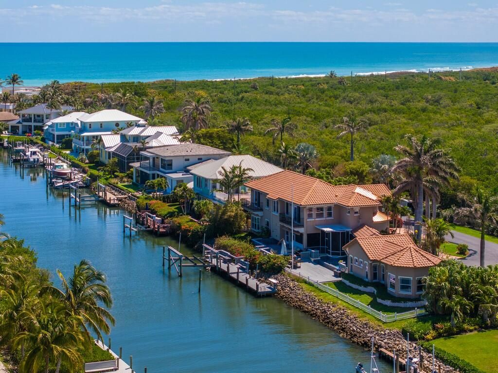 Photo of 4127 Rigels Cove Way, Jensen Beach, FL 34957 (MLS # R11076105)