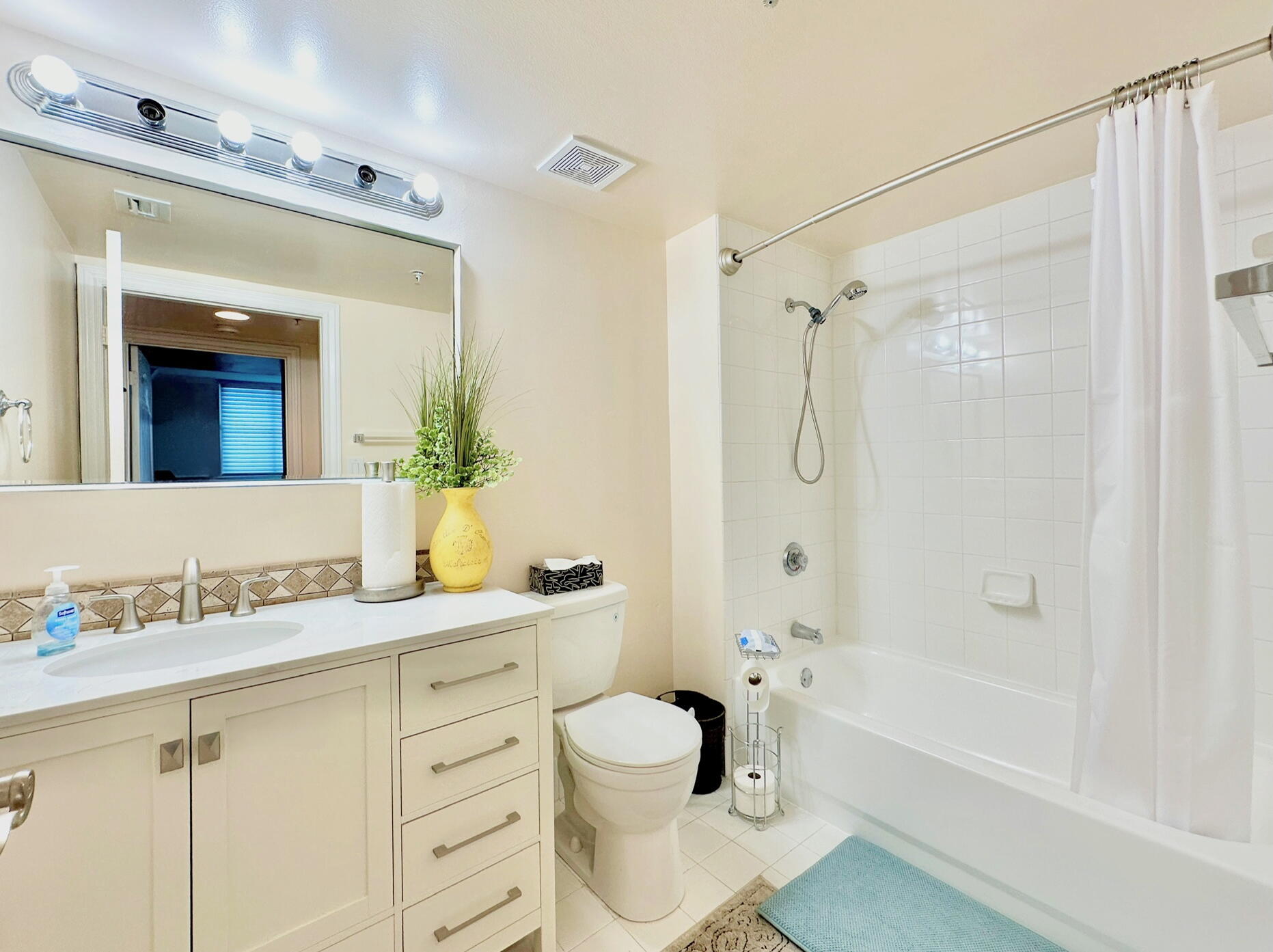 TIDES AT BRIDGESIDE SQUARE - Residential Lease