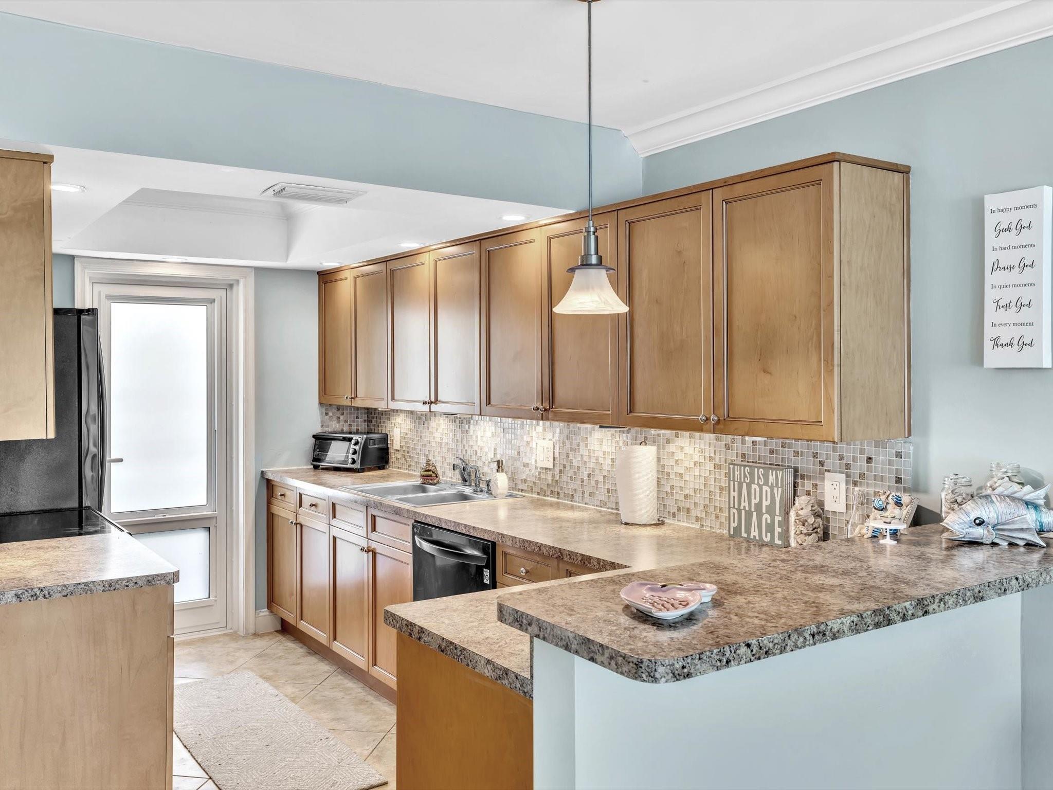 Sky Ranch Apartments - Residential