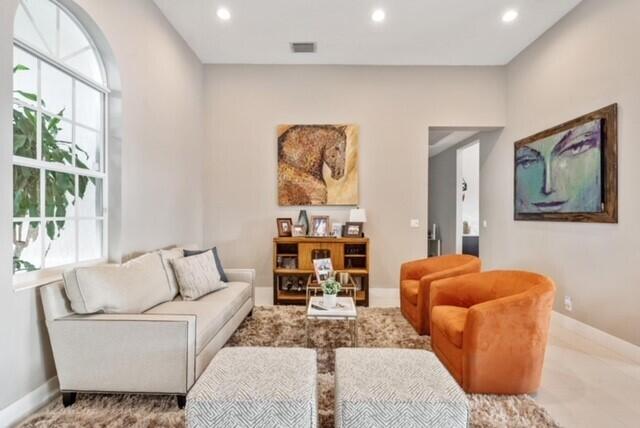 11710 Paradise Cove Lane