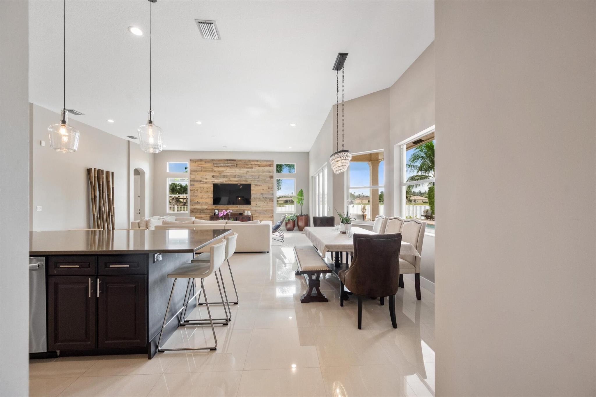 Grande Bay States - Residential Lease