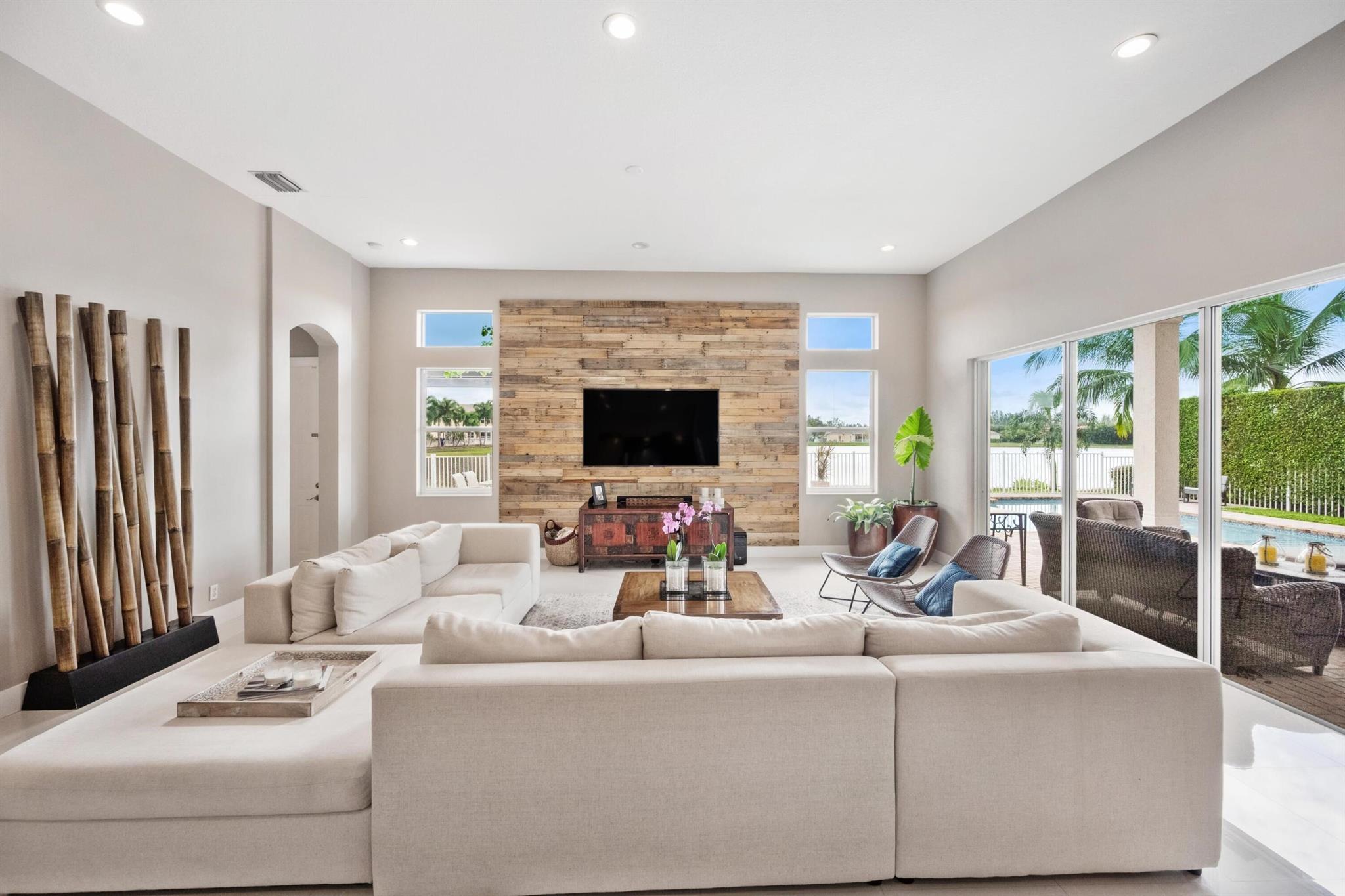 Grande Bay States - Residential Lease