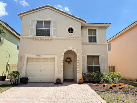 4400 Lake Lucerne Circle West Palm Beach FL 33409