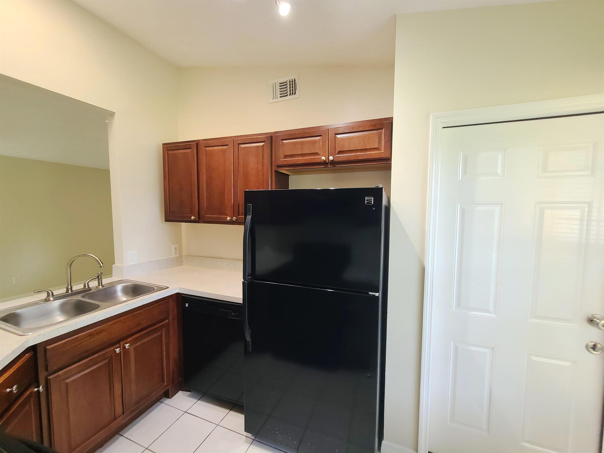 3127 SE Orchid Street