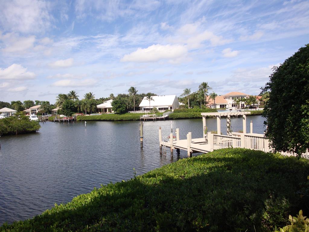 Admirals Cove - Residential