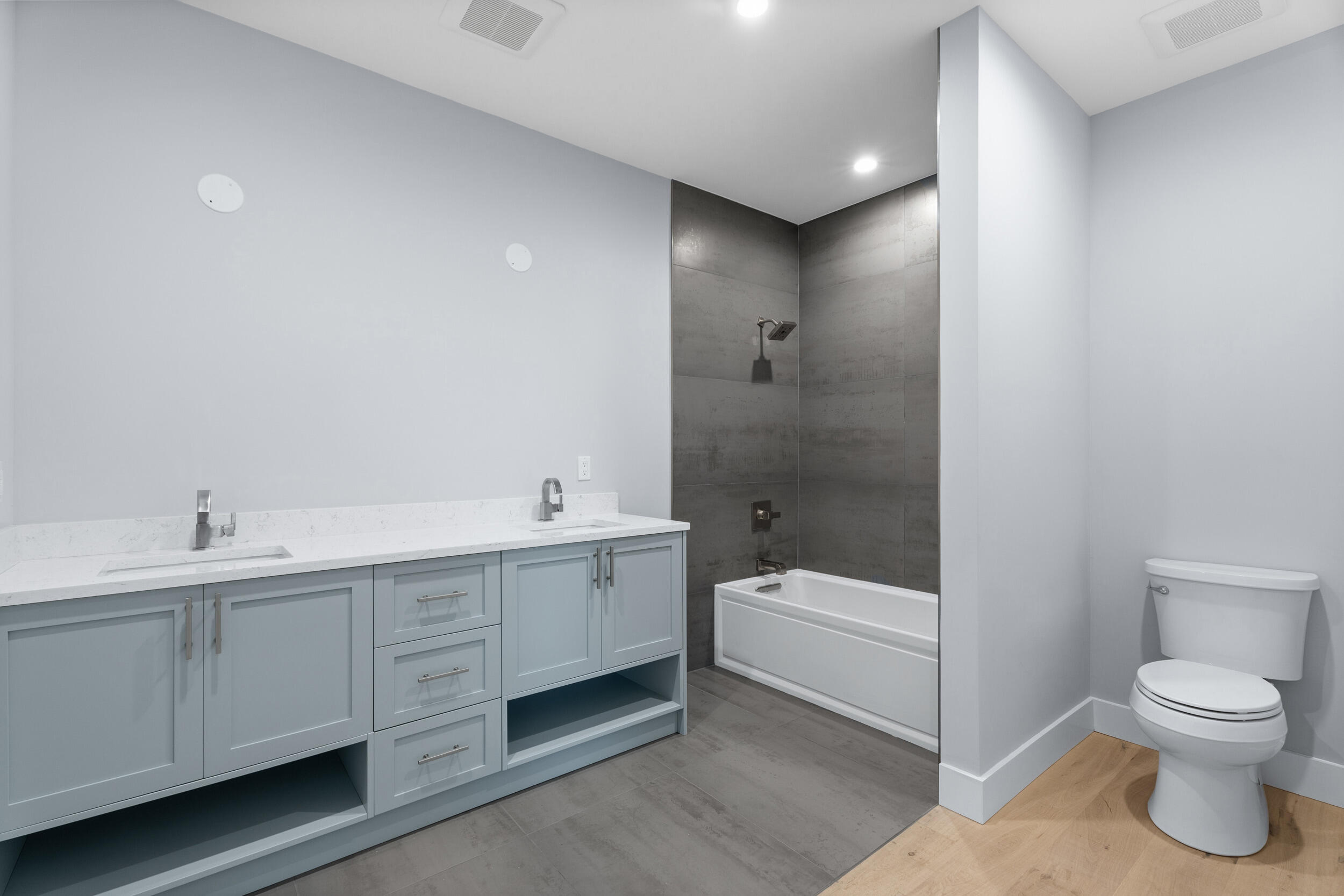 SAVANNA HIGHLANDS - Residential