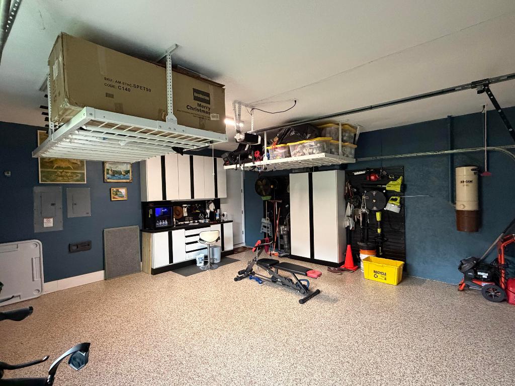 CYPRESS HOLLOW - Residential