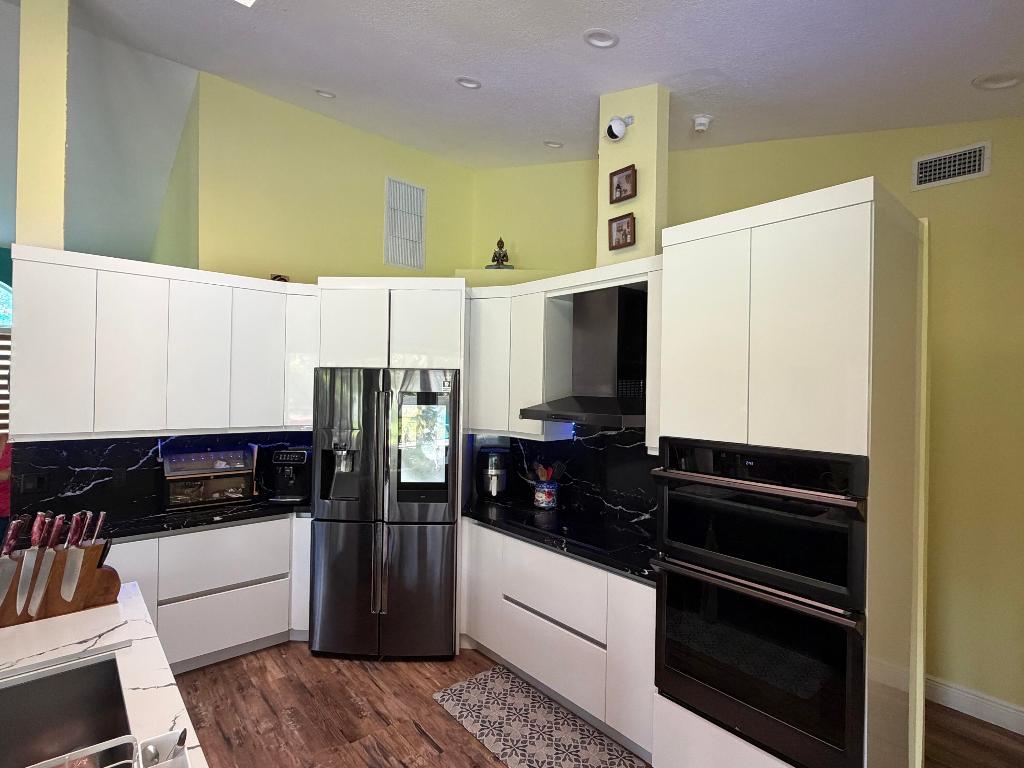 CYPRESS HOLLOW - Residential