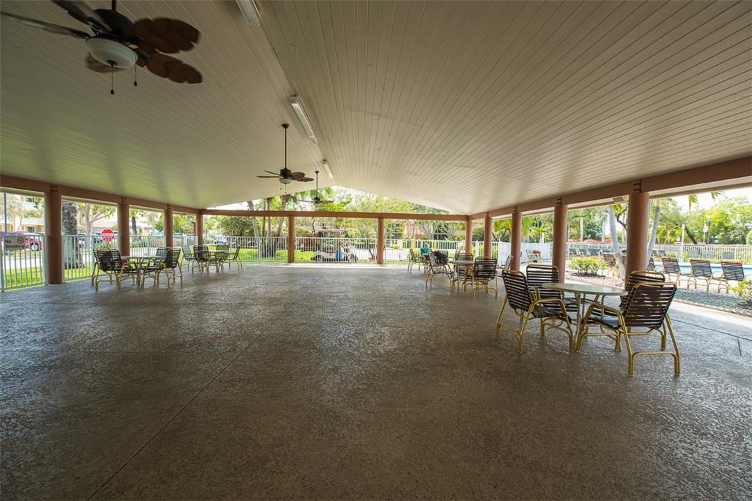 DEVON I CONDO - Residential