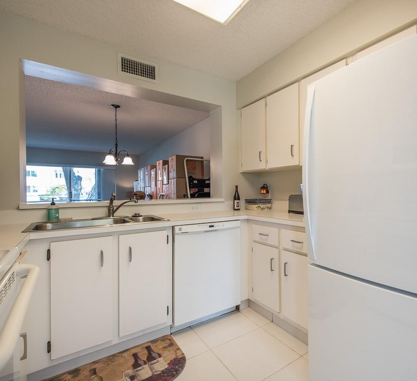 DEVON I CONDO - Residential