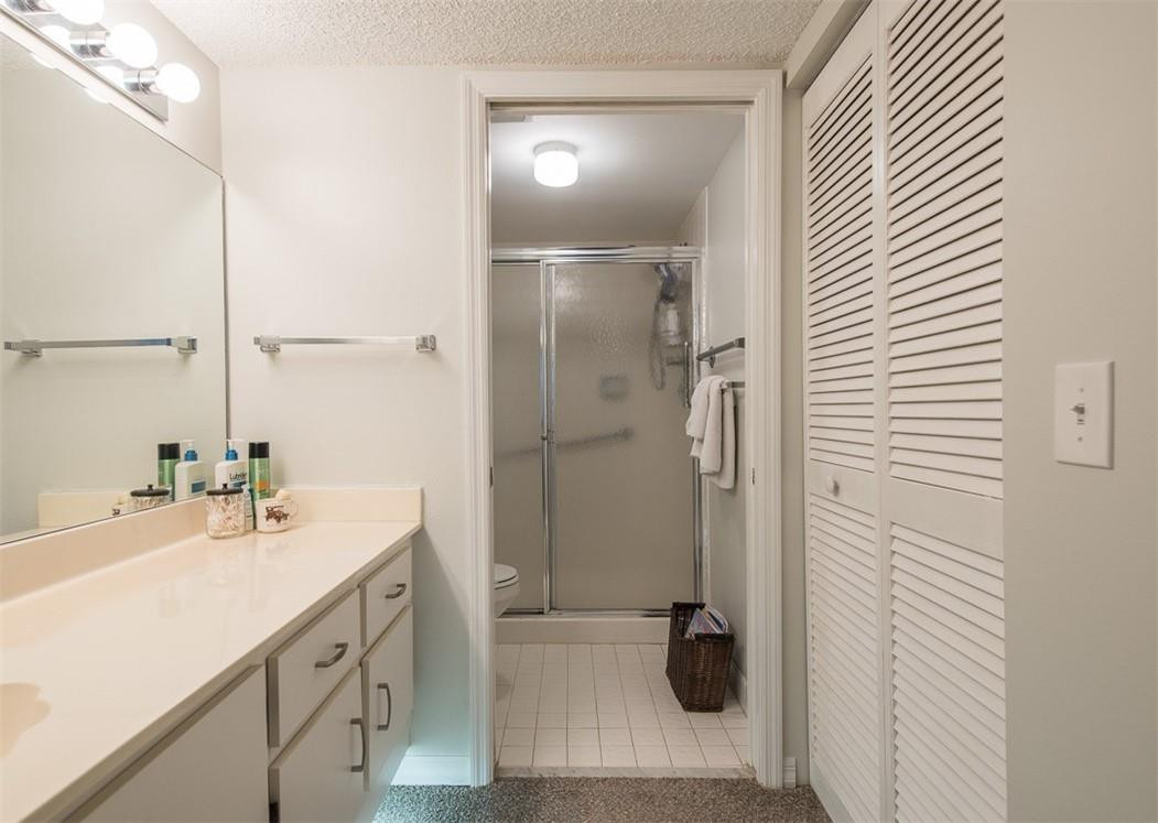 DEVON I CONDO - Residential