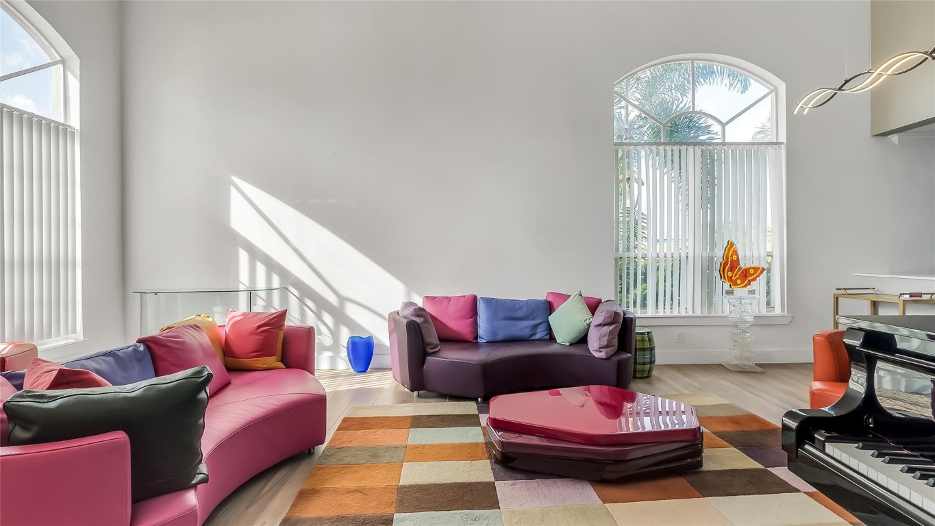 12287 Pleasant Green Way