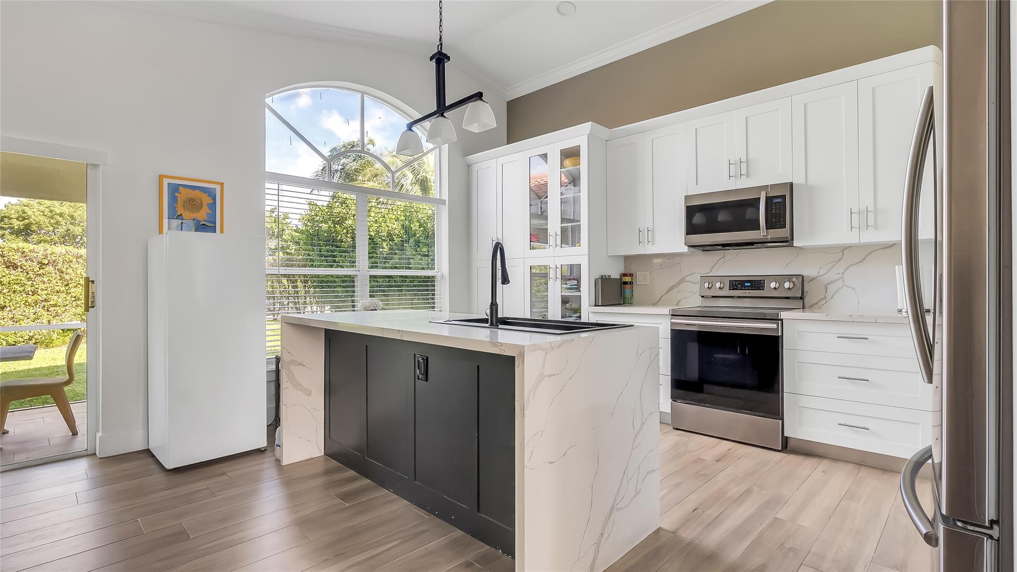 PIPERS GLEN A-3 - Residential