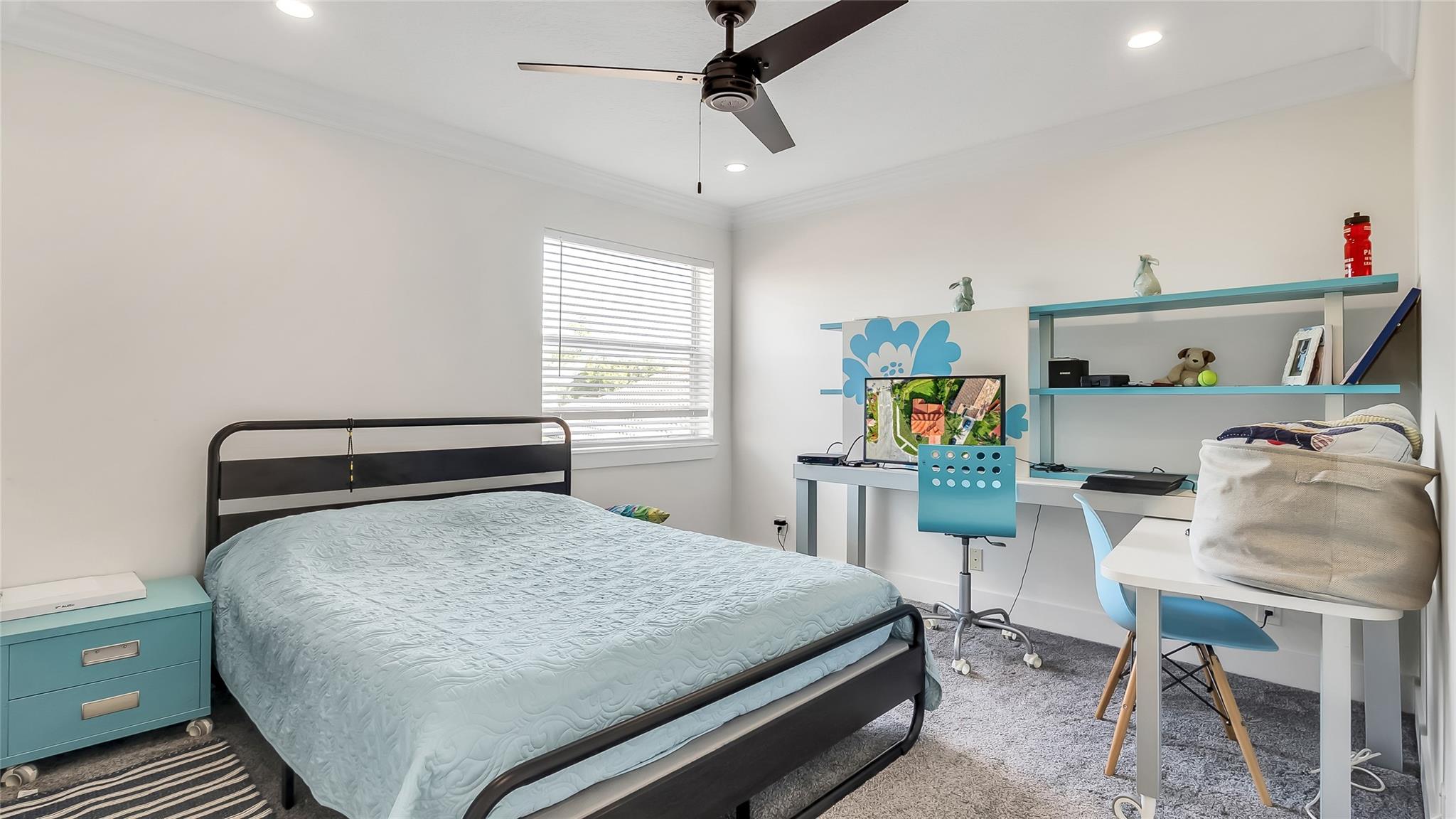 PIPERS GLEN A-3 - Residential