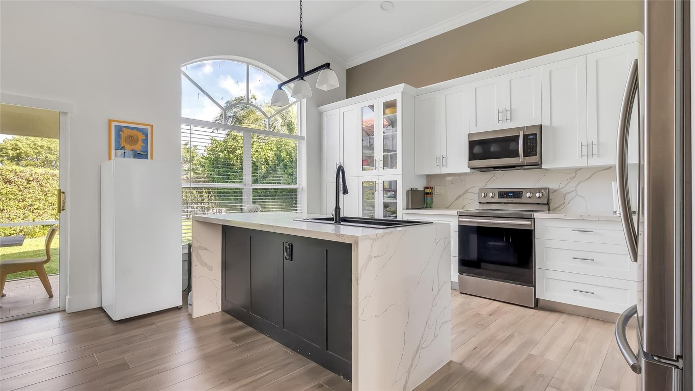 12287 Pleasant Green Way