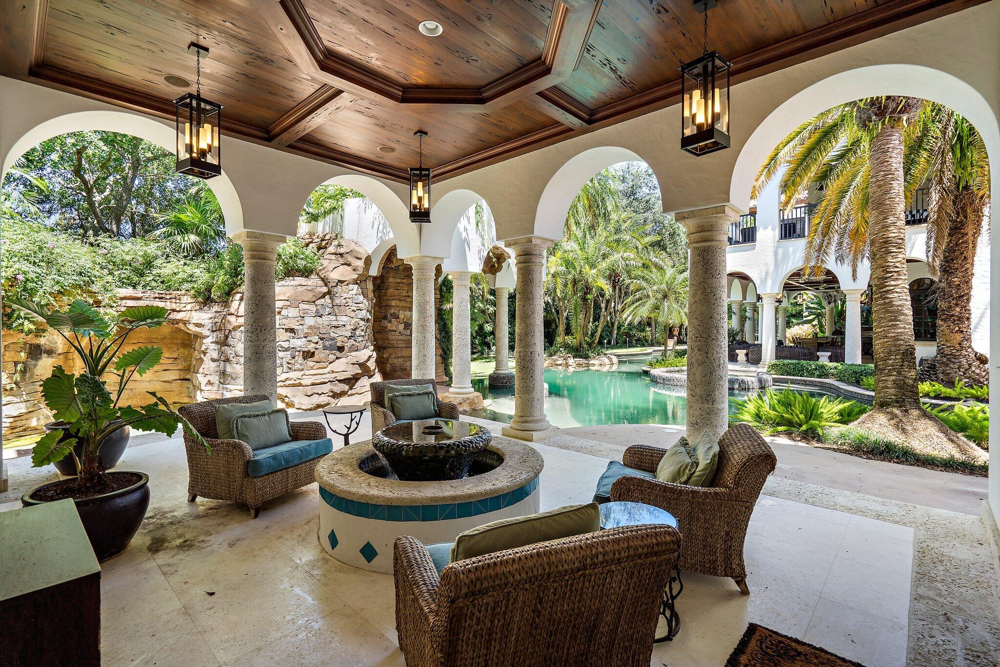 BEARS CLUB - Residential