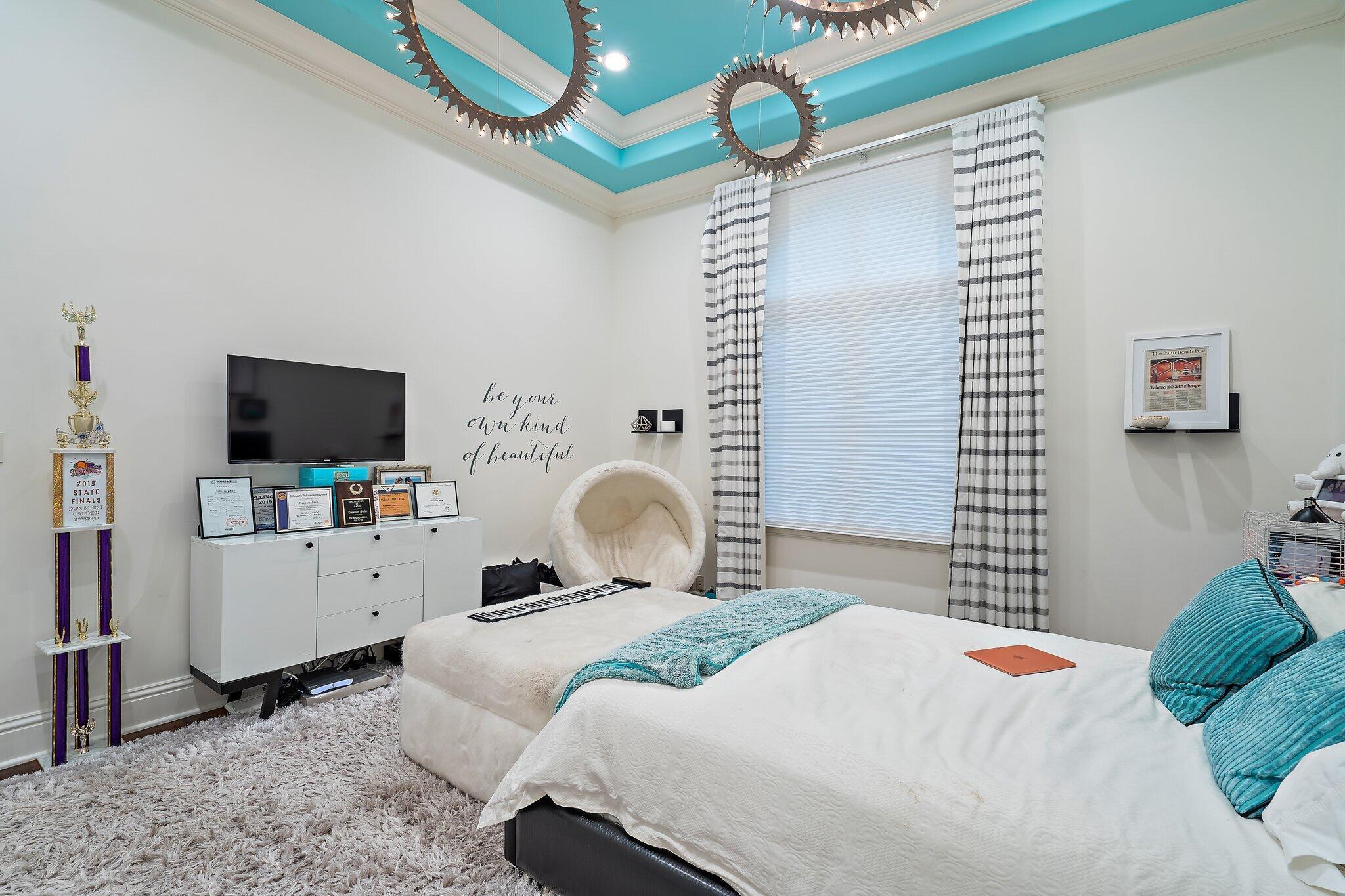 BEARS CLUB - Residential