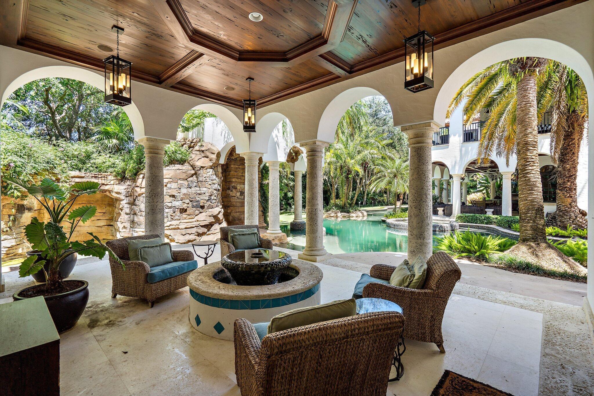 BEARS CLUB - Residential