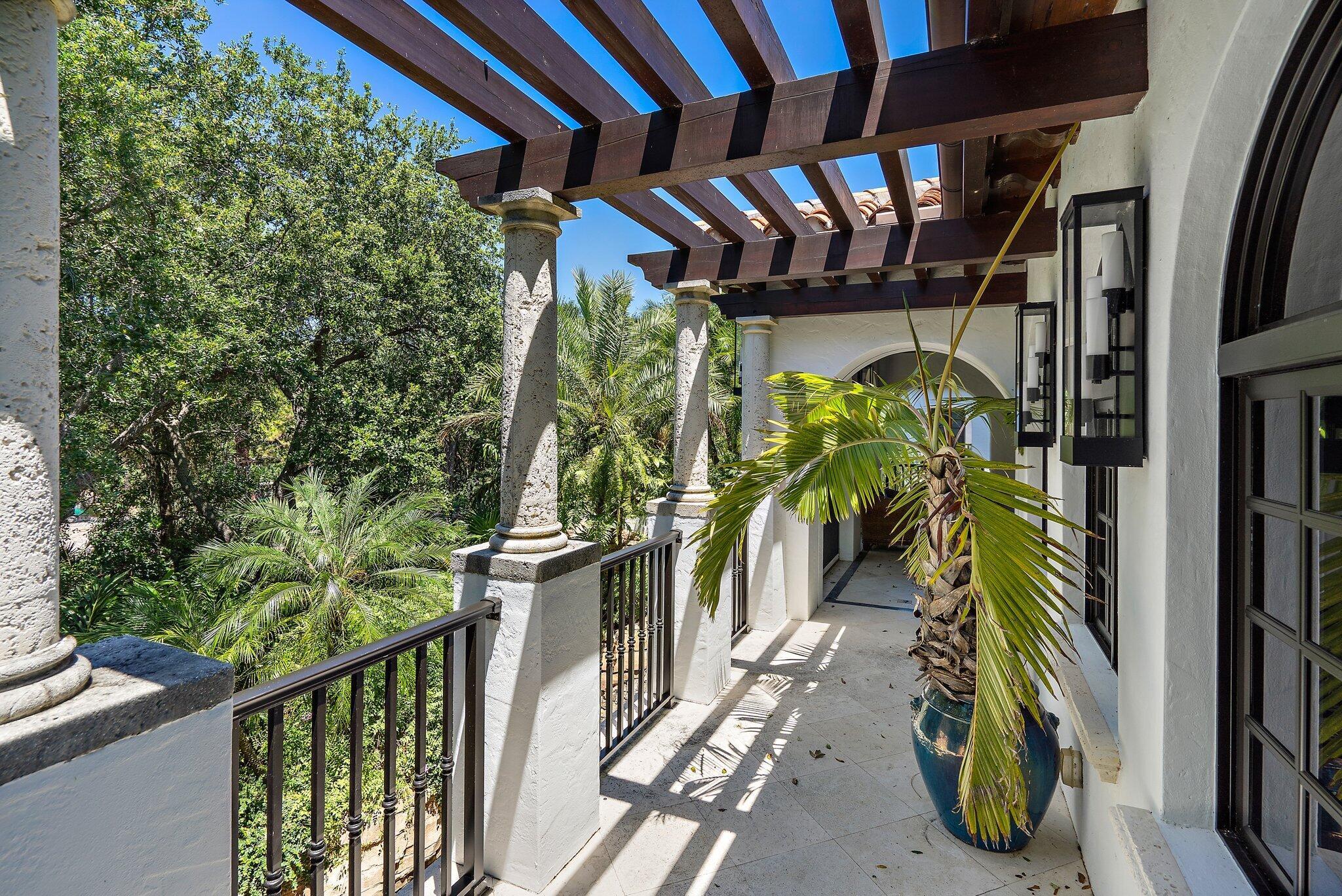 BEARS CLUB - Residential