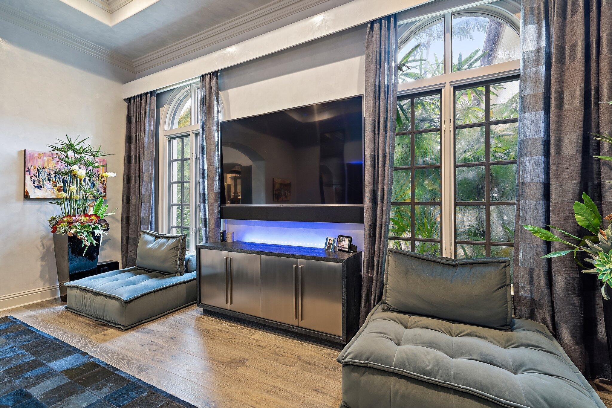 BEARS CLUB - Residential