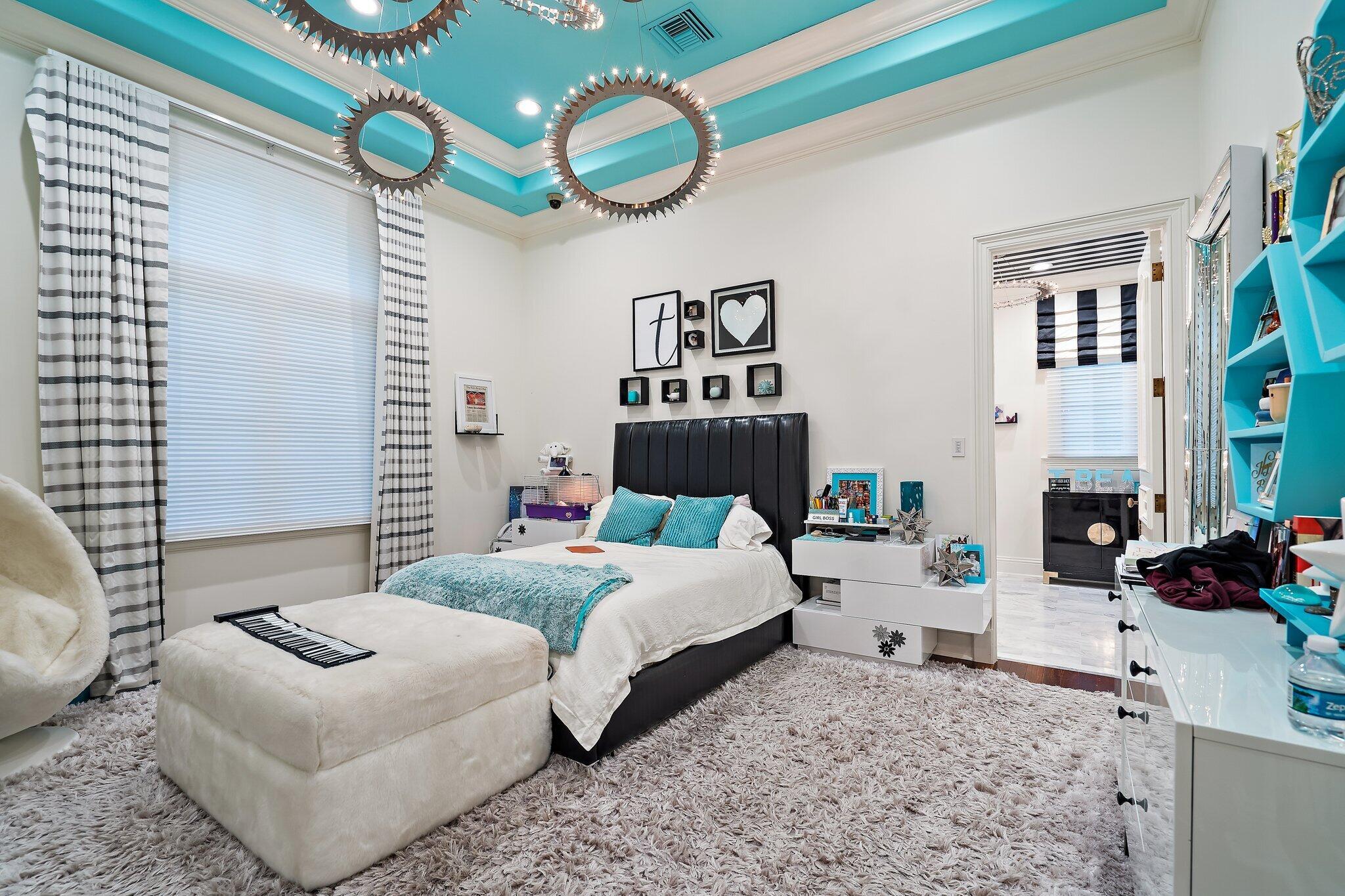 BEARS CLUB - Residential