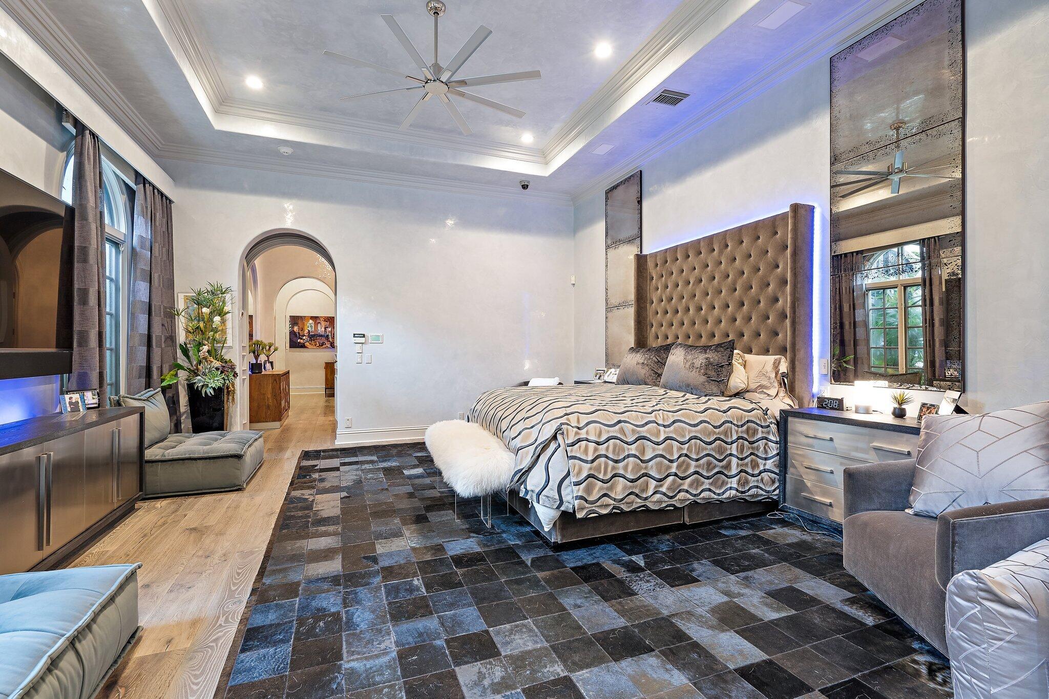 BEARS CLUB - Residential