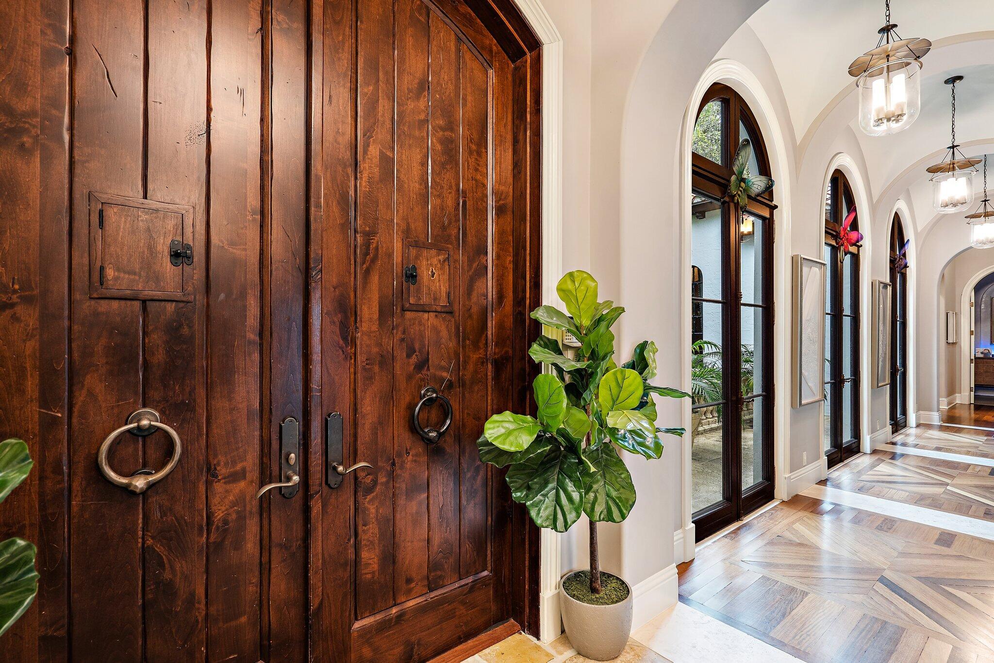 BEARS CLUB - Residential