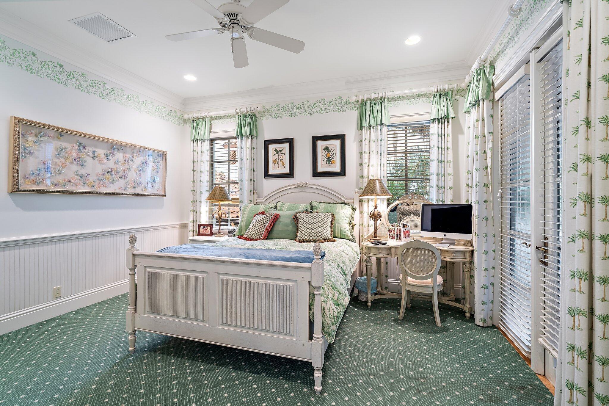 BEARS CLUB - Residential