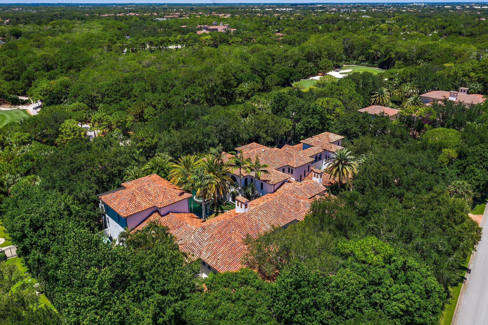 BEARS CLUB - Residential