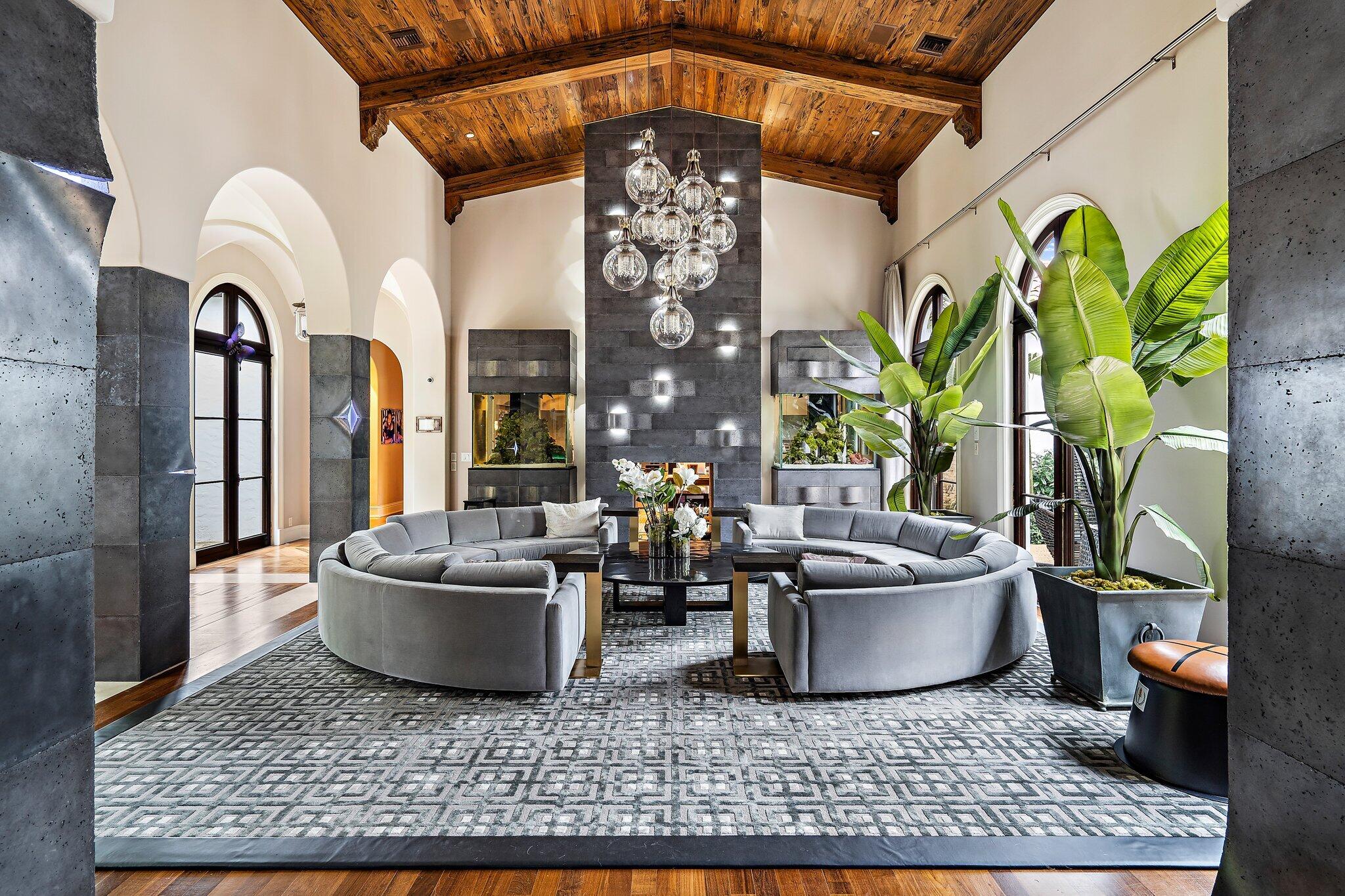 BEARS CLUB - Residential