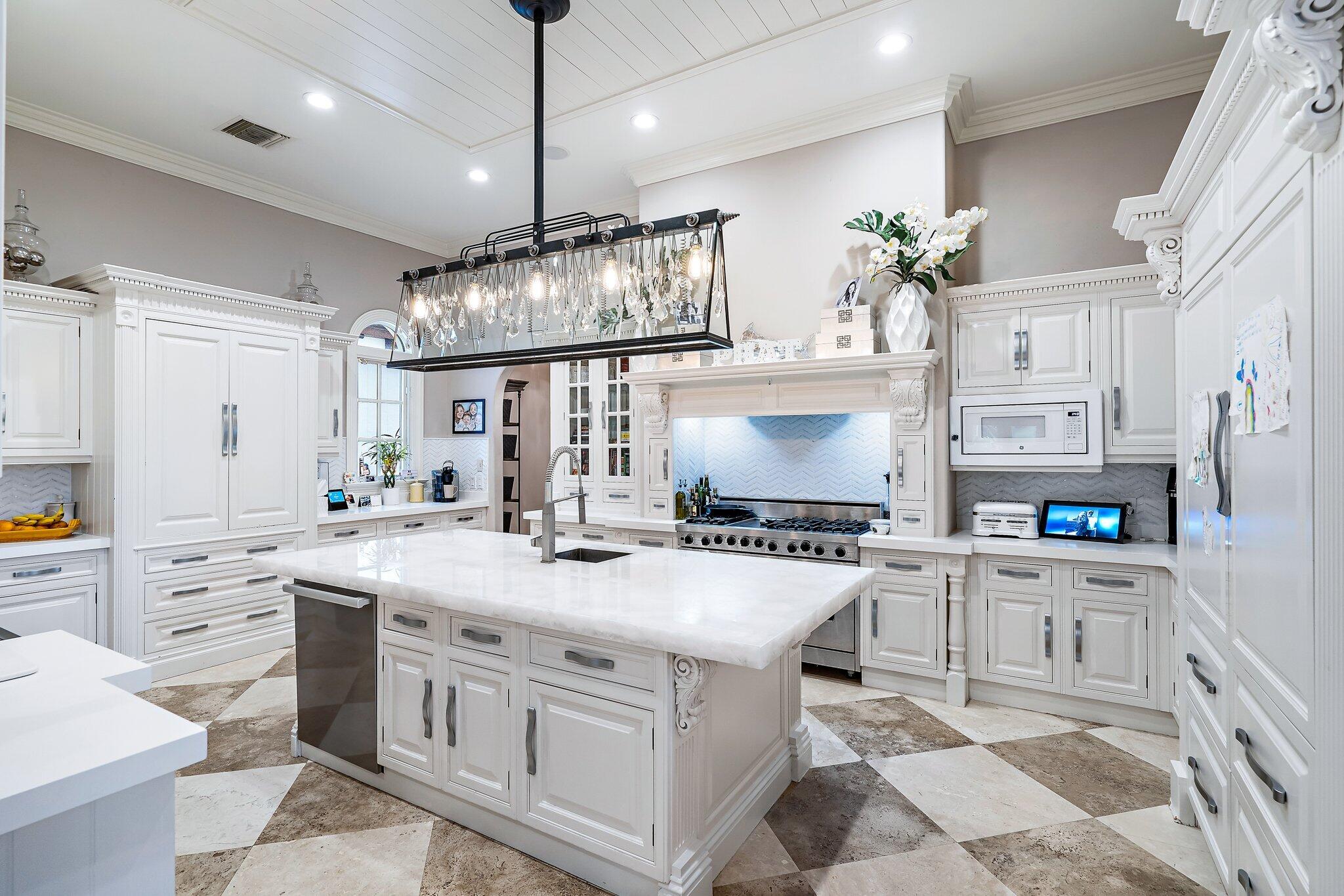 BEARS CLUB - Residential