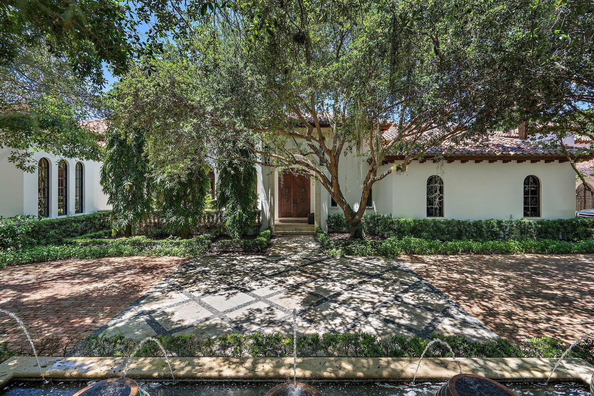 BEARS CLUB - Residential