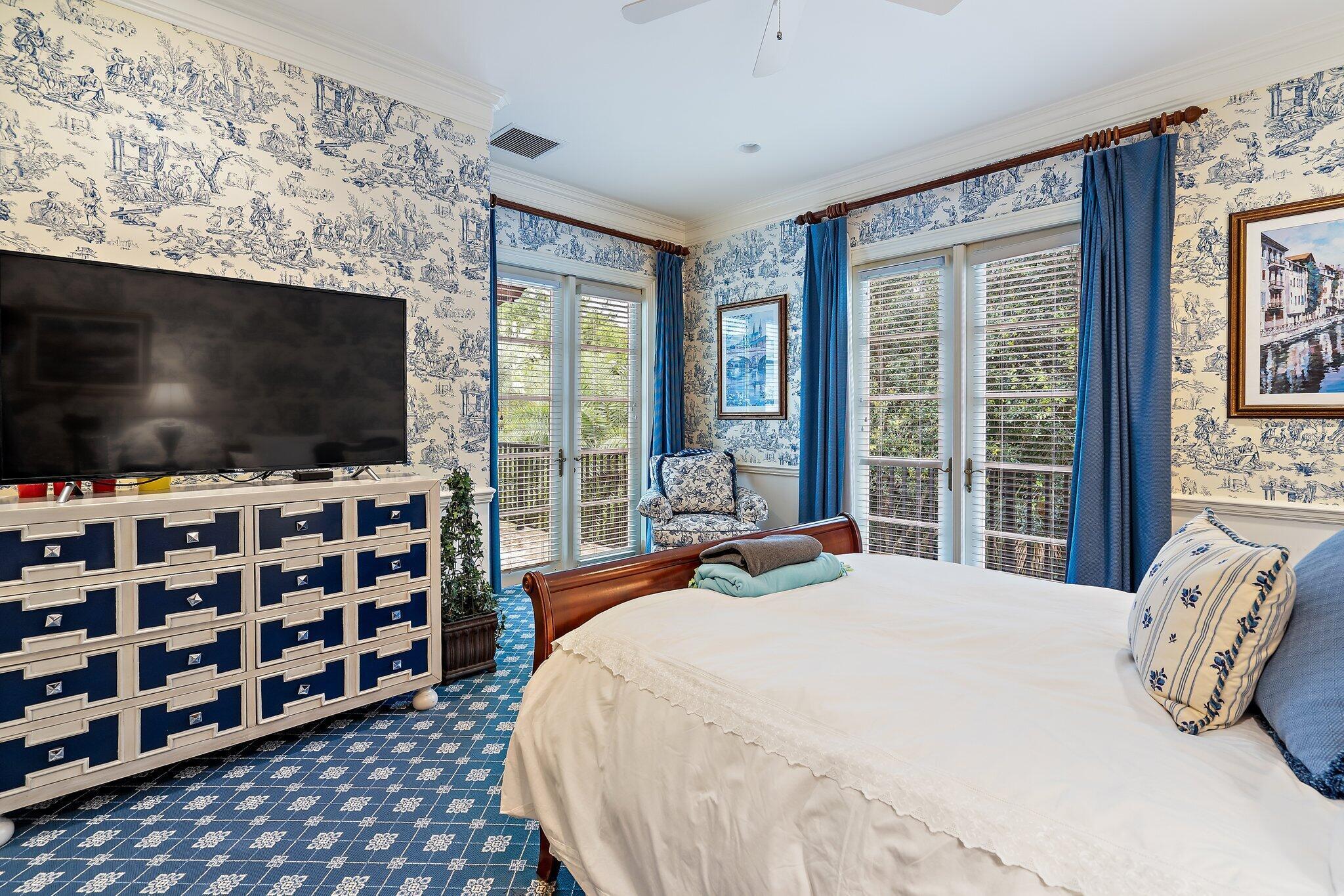 BEARS CLUB - Residential