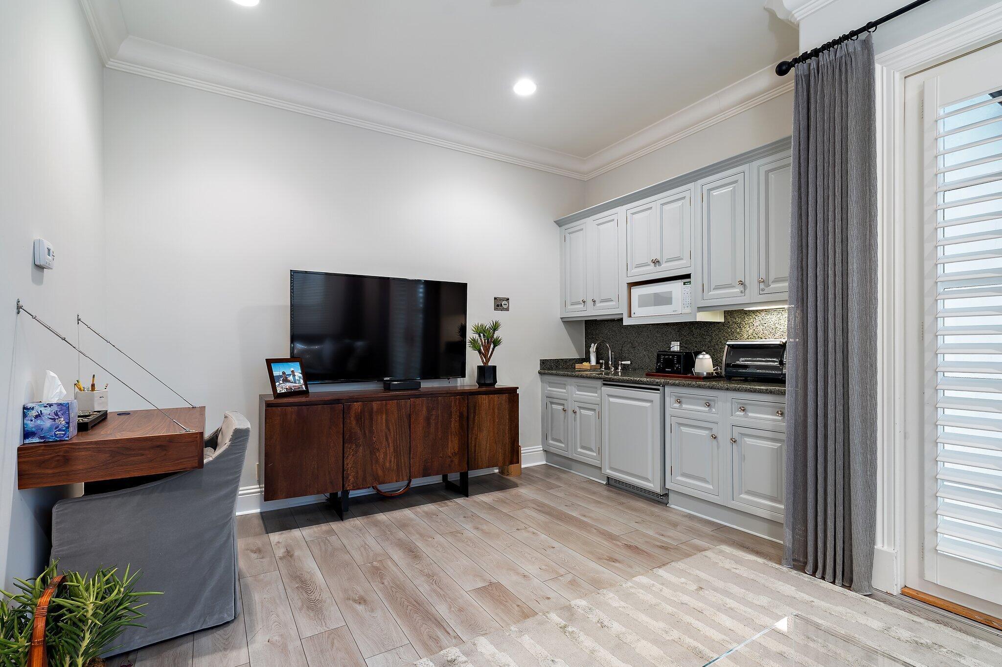 BEARS CLUB - Residential