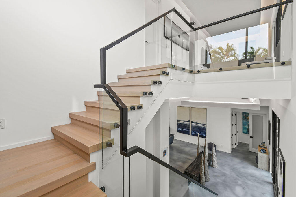 INTRACOASTAL PARK - Residential