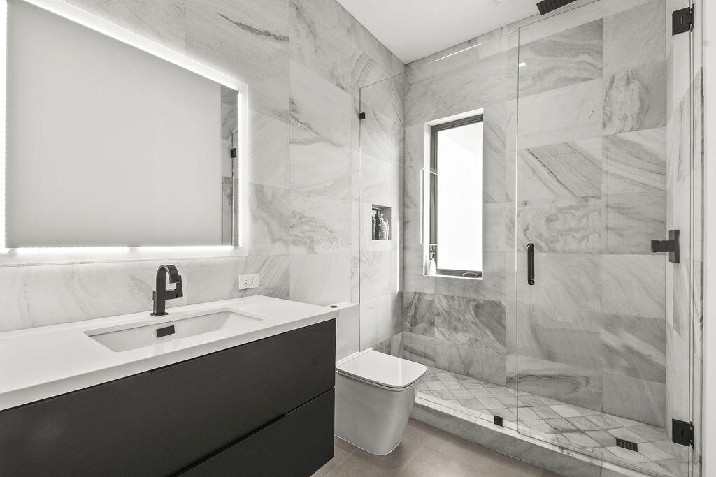 INTRACOASTAL PARK - Residential