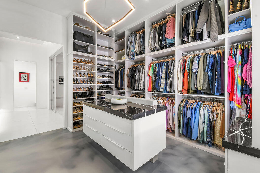 INTRACOASTAL PARK - Residential