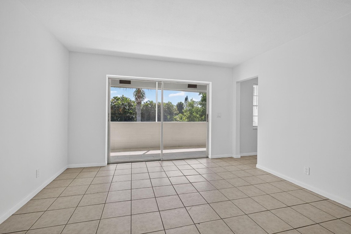 CHAROLAIS CONDO - Residential