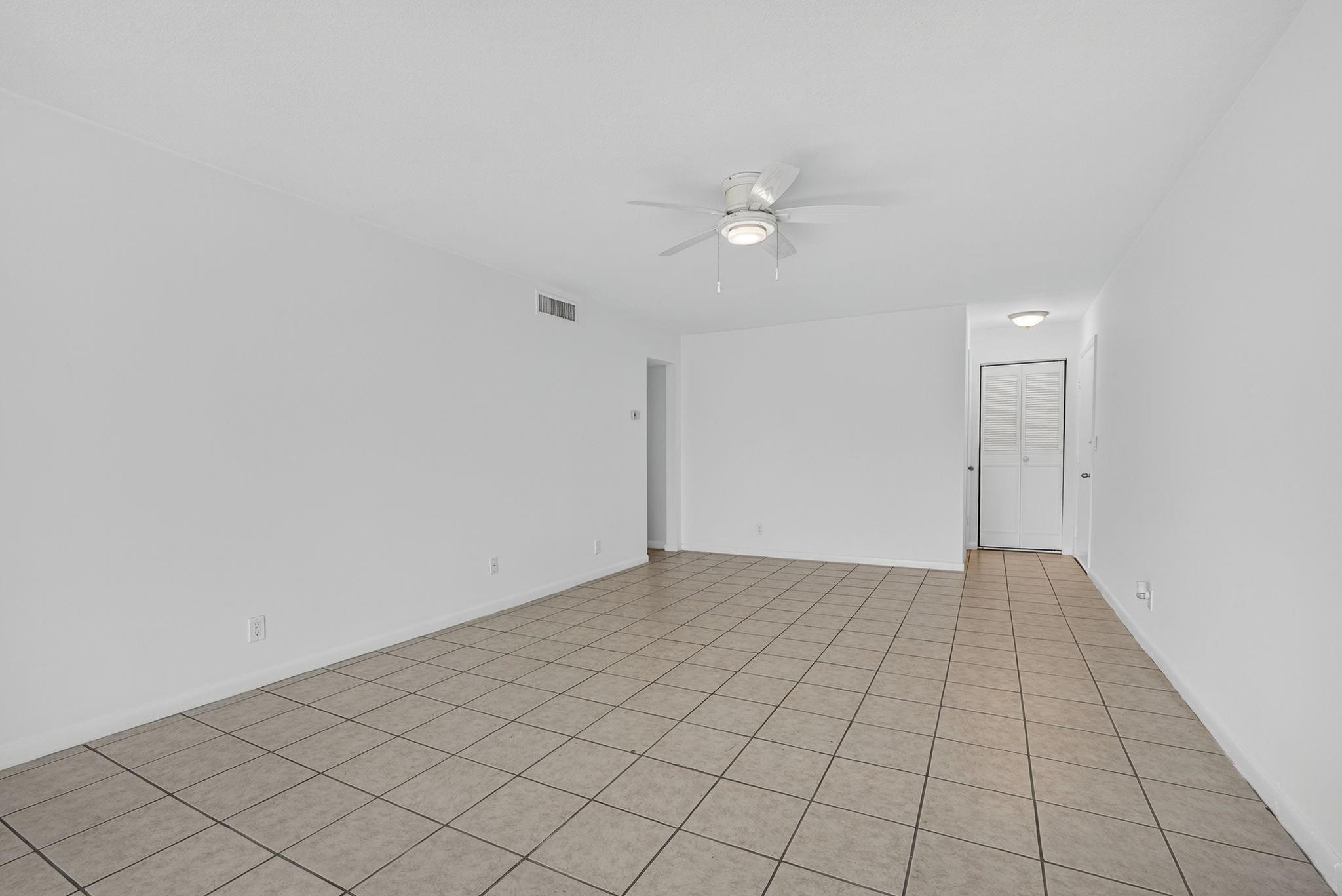 CHAROLAIS CONDO - Residential