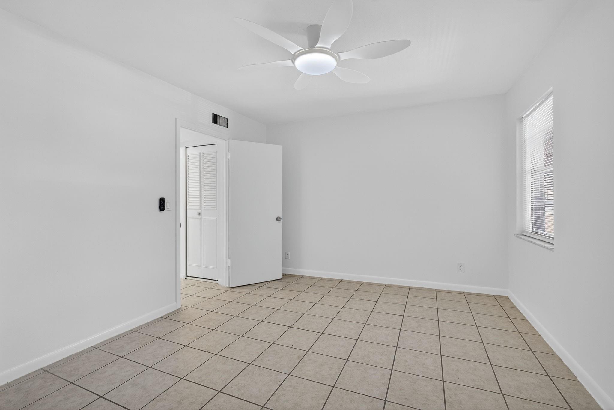 CHAROLAIS CONDO - Residential
