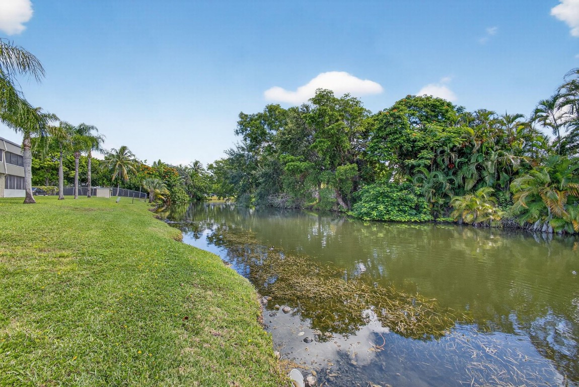 CHAROLAIS CONDO - Residential