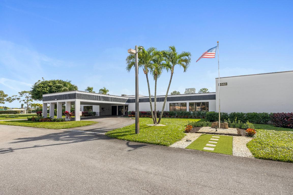 LUCERNE POINTE - Residential