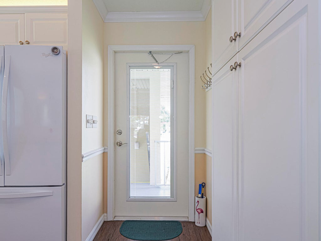 Photo of 26 PINE ARBOR Lane #201, Vero Beach, FL 32962 (MLS # B26083277)