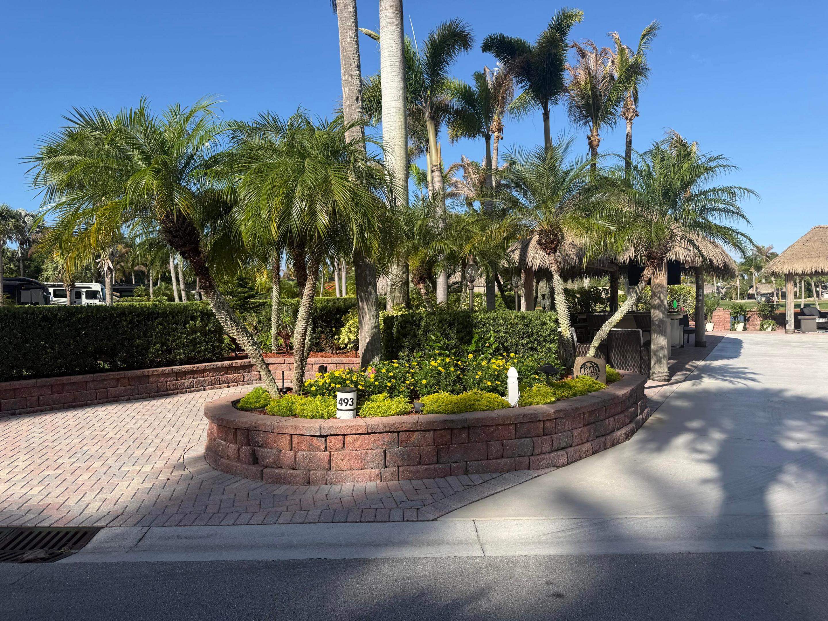 OUTDOOR RESORTS - Land