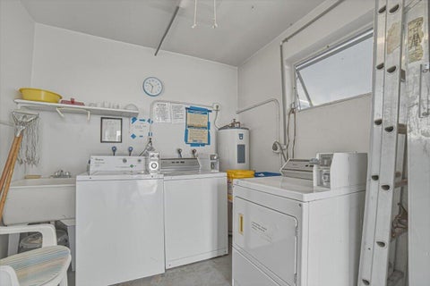 Tiny photo for 500 S Luna Court #4, Hollywood, FL 33021 (MLS # B26088939)
