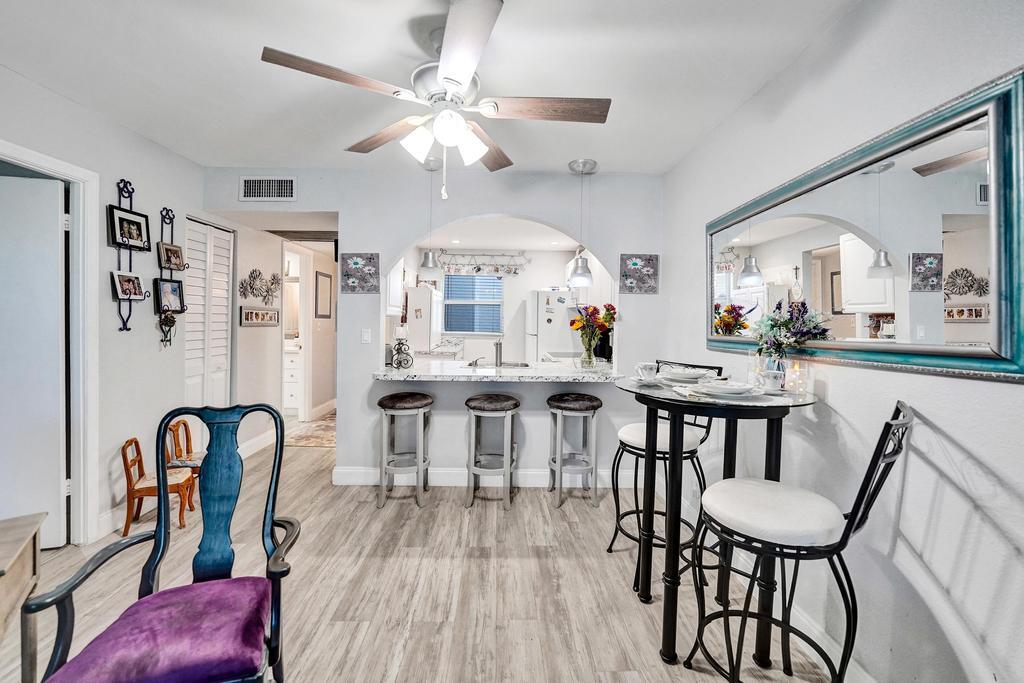 POINCIANA 8 OF PINE ISLAND RIDGE - Residential