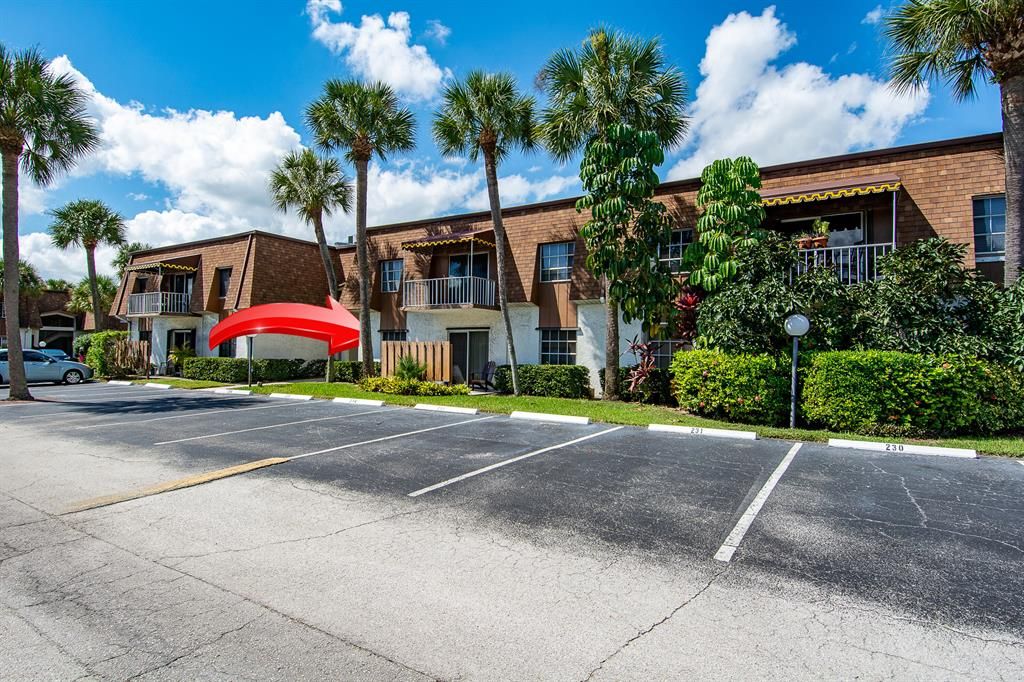 Photo of 950 S Kanner Highway #D-9, Stuart, FL 34994 (MLS # R10749343)